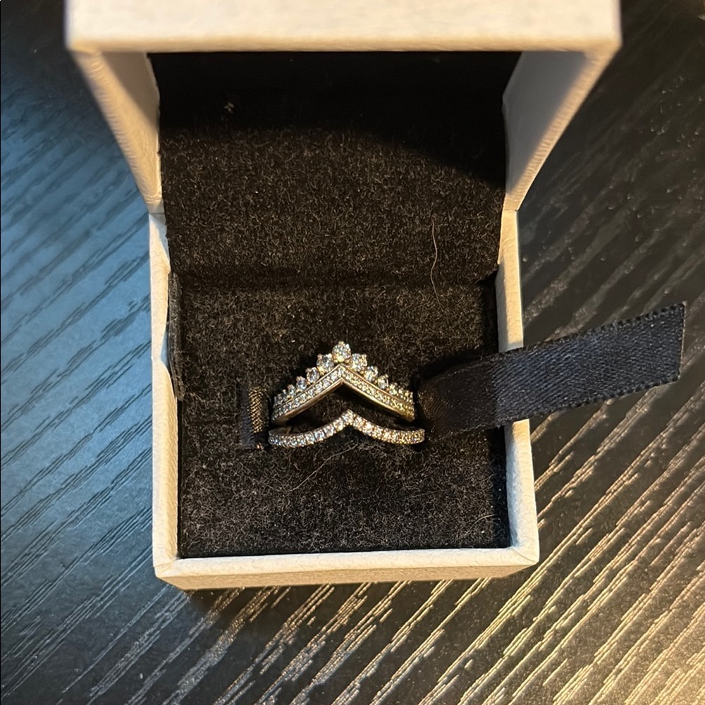 REPPOSTED SINCE CLEANED Pandora Sterling Silver Princess Wishbone Ring Set 7 - Picture 2 of 6